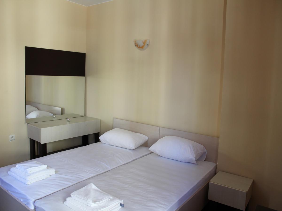 Hotel Sapphire Primorszko Kültér fotó
