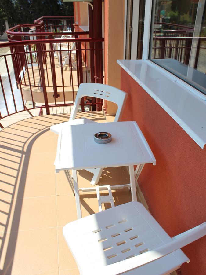 Hotel Sapphire Primorszko Kültér fotó