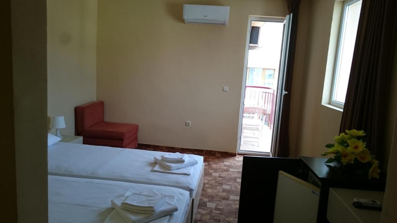 Hotel Sapphire Primorszko Kültér fotó