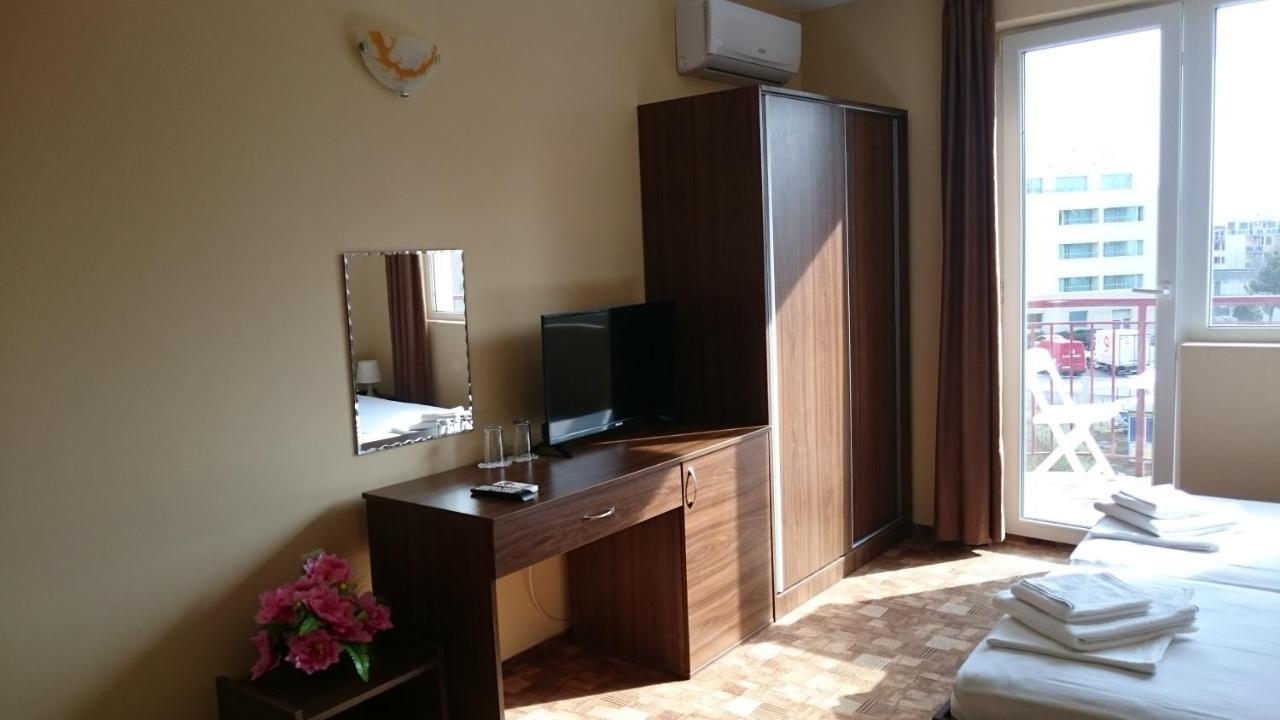 Hotel Sapphire Primorszko Kültér fotó